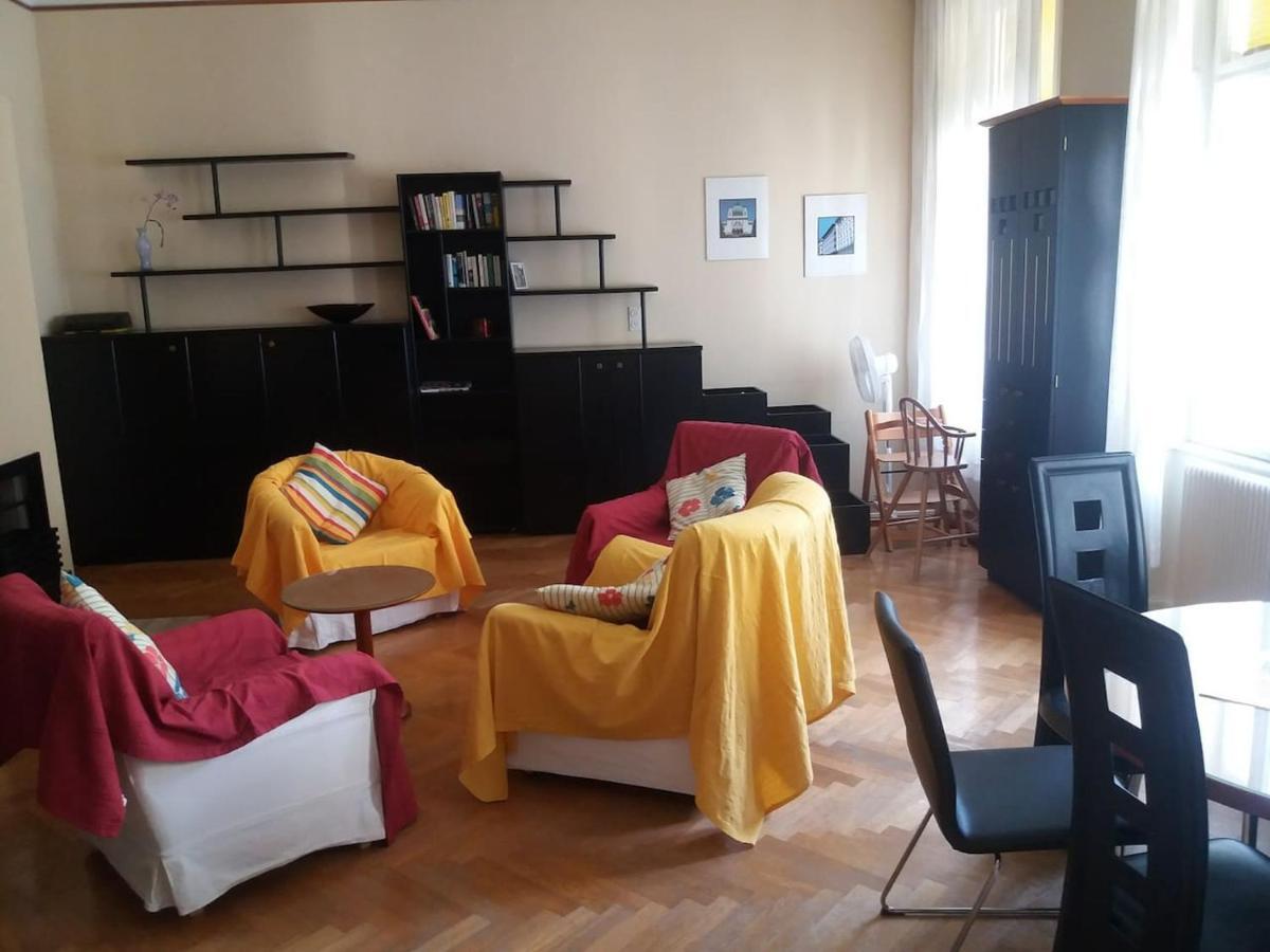 Geraeumige Zentrumsnahe Altbauwohnung Vienne Extérieur photo